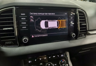 Подержанный автомобиль Skoda Karoq 2020 года (15 фото)