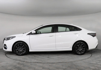 Подержанный автомобиль Omoda S5 2024 года (2 фото)