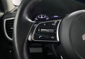 Подержанный автомобиль Kia Seltos 2022 года (15 фото)