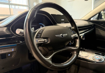 Подержанный автомобиль Genesis G80 2021 года (12 фото)