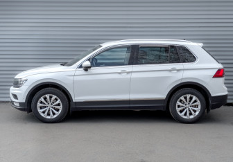 Подержанный автомобиль Volkswagen Tiguan 2017 года (7 фото)