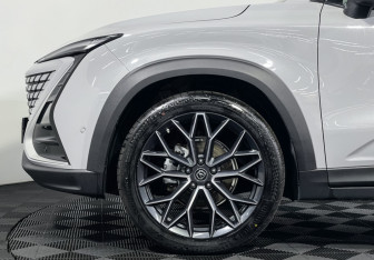 Подержанный автомобиль Changan UNI-T 2023 года (18 фото)