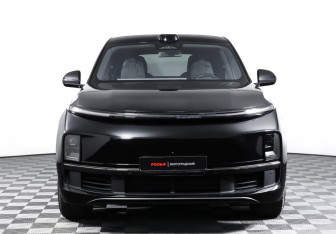 Подержанный автомобиль LiXiang L9 2023 года (2 фото)