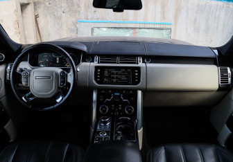 Подержанный автомобиль Land Rover Range Rover 2013 года (8 фото)