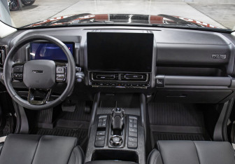 Подержанный автомобиль Haval H9 2024 года (15 фото)