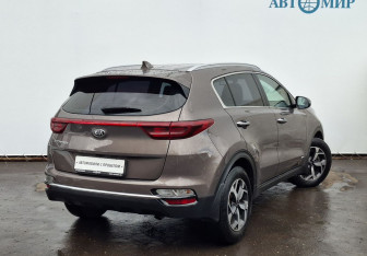 Подержанный автомобиль Kia Sportage 2020 года (5 фото)
