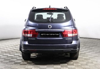 Подержанный автомобиль SsangYong Kyron 2013 года (4 фото)