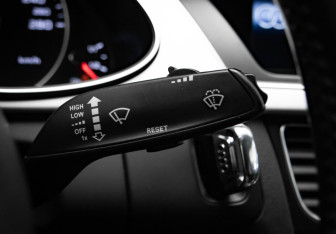 Подержанный автомобиль Audi A4 Sedan 2015 года (16 фото)