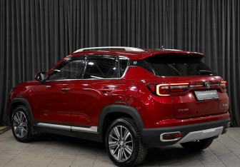 Подержанный автомобиль Changan CS35PLUS 2020 года (7 фото)