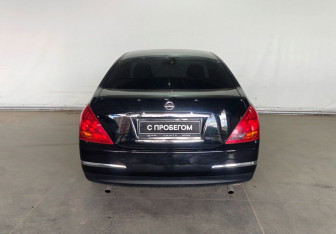 Подержанный автомобиль Nissan Teana 2006 года (5 фото)