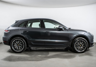 Подержанный автомобиль Porsche Macan 2019 года (4 фото)