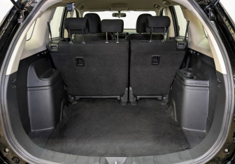 Подержанный автомобиль Mitsubishi Outlander 2016 года (10 фото)