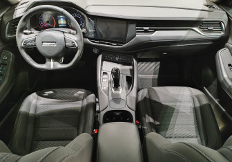 Подержанный автомобиль Haval F7 2021 года (10 фото)