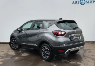 Подержанный автомобиль Renault Kaptur 2021 года (7 фото)