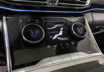 Подержанный автомобиль Exeed VX 2022 года (14 фото)