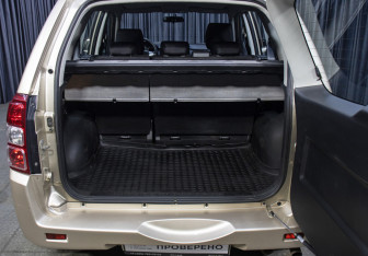 Подержанный автомобиль Suzuki Grand Vitara 2011 года (10 фото)