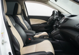 Подержанный автомобиль Honda CR-V 2014 года (11 фото)