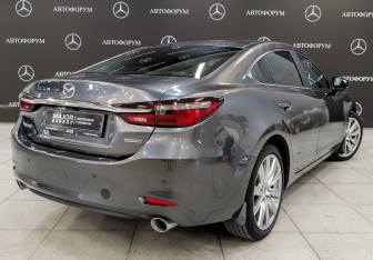 Подержанный автомобиль Mazda 6 Sedan 2020 года (5 фото)