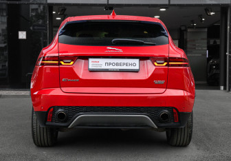 Подержанный автомобиль Jaguar E-Pace 2018 года (5 фото)