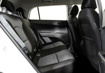 Подержанный автомобиль Hyundai Creta 2017 года (12 фото)