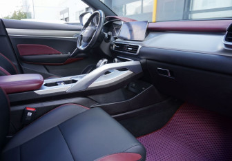 Подержанный автомобиль Geely Coolray 2021 года (11 фото)