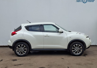 Подержанный автомобиль Nissan Juke 2013 года (4 фото)