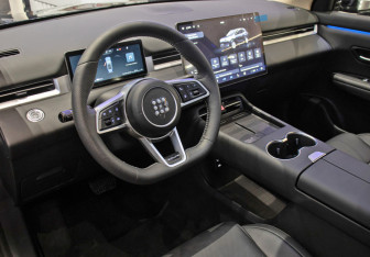 Новый Evolute i-SPACE 2025 (9 фото)