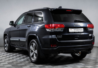 Подержанный автомобиль Jeep Grand Cherokee 2013 года (7 фото)