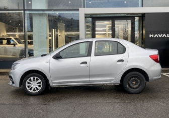 Подержанный автомобиль Renault Logan Sedan 2018 года (8 фото)