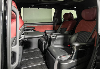 Подержанный автомобиль GAC M8 2024 года (10 фото)