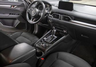 Подержанный автомобиль Mazda CX-5 2021 года (10 фото)