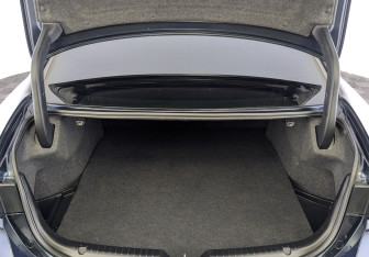 Подержанный автомобиль Mazda 6 Sedan 2020 года (10 фото)