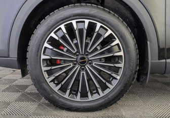 Подержанный автомобиль Exeed RX 2024 года (12 фото)