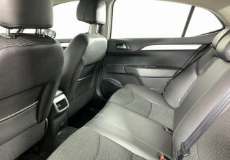 Подержанный автомобиль Citroen C4 Sedan 2020 года (13 фото)