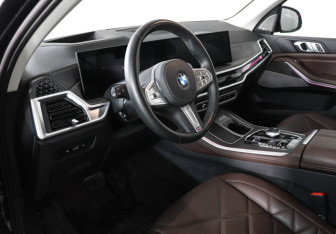 Новый BMW X5 2025 (12 фото)