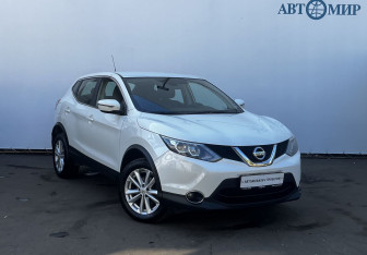 Подержанный автомобиль Nissan Qashqai 2016 года (3 фото)