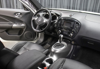 Подержанный автомобиль Nissan Juke 2012 года (11 фото)