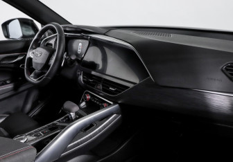 Подержанный автомобиль Geely Tugella 2022 года (9 фото)