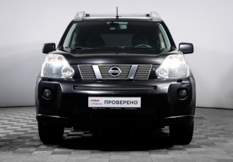 Подержанный автомобиль Nissan X-Trail 2008 года (2 фото)