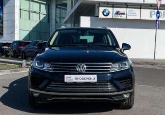 Новый Volkswagen Touareg 2016 (2 фото)