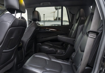 Подержанный автомобиль Cadillac Escalade Suv 2017 года (14 фото)