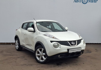 Подержанный автомобиль Nissan Juke 2012 года (3 фото)