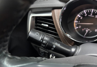 Подержанный автомобиль JAC T6 2022 года (28 фото)