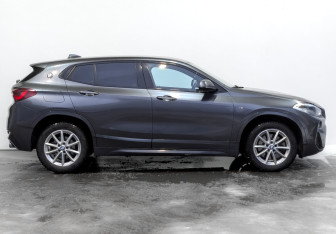 Подержанный автомобиль BMW X2 2020 года (4 фото)