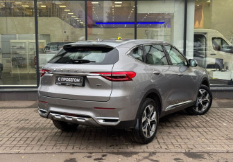 Подержанный автомобиль Haval F7 2021 года (8 фото)
