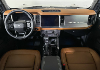 Подержанный автомобиль Ford Bronco 2024 года (9 фото)