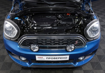 Подержанный автомобиль MINI Countryman 2017 года (9 фото)