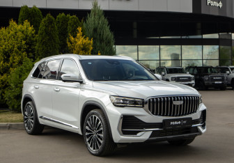 Подержанный автомобиль Geely Monjaro 2025 года (2 фото)
