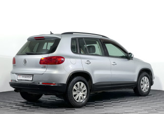 Подержанный автомобиль Volkswagen Tiguan 2014 года (5 фото)