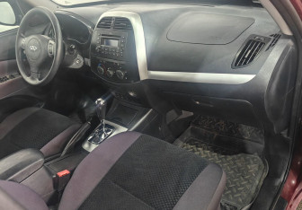 Подержанный автомобиль Vortex Tingo 2012 года (11 фото)